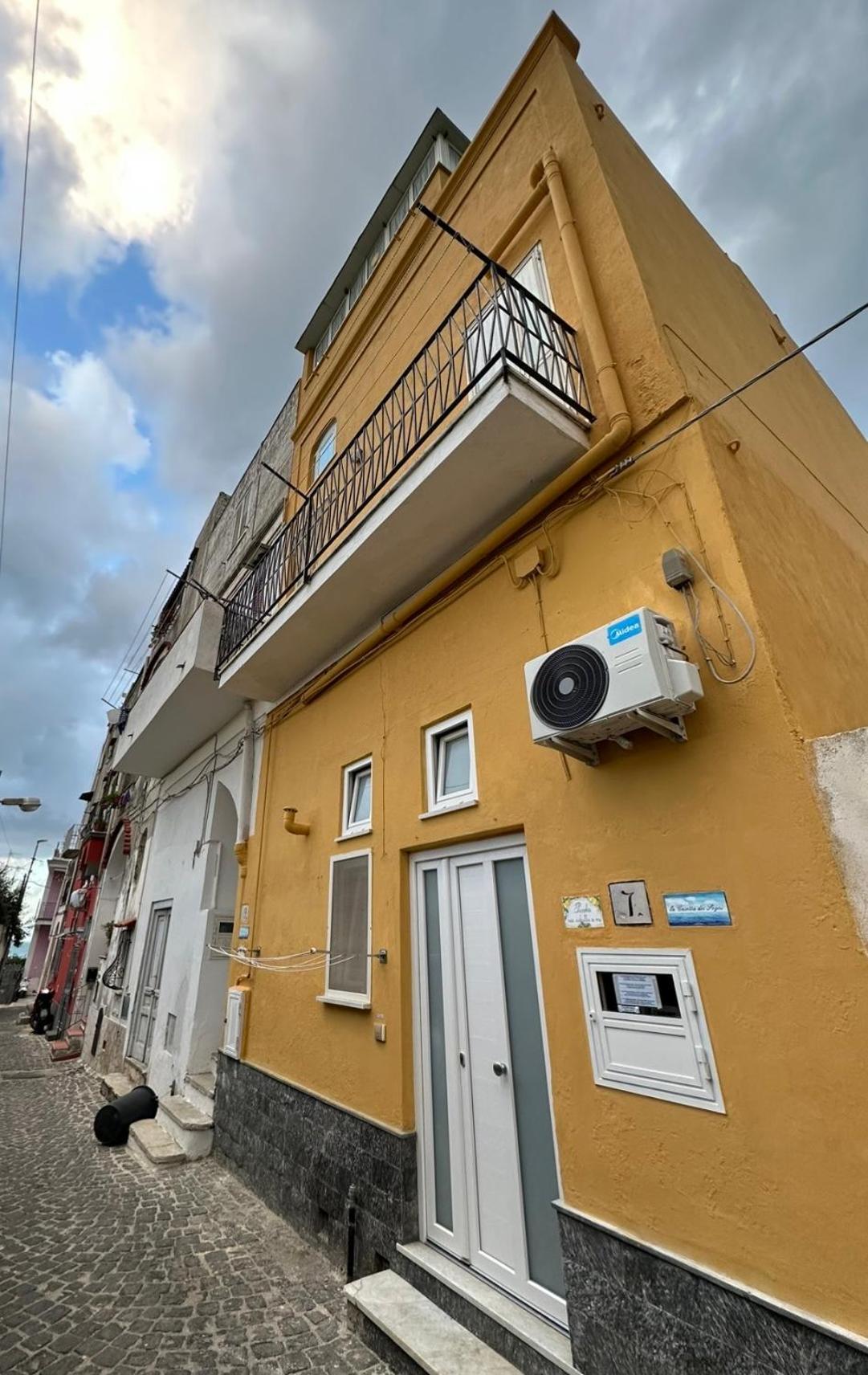 Villa La Casa Dei Sogni à Procida Extérieur photo